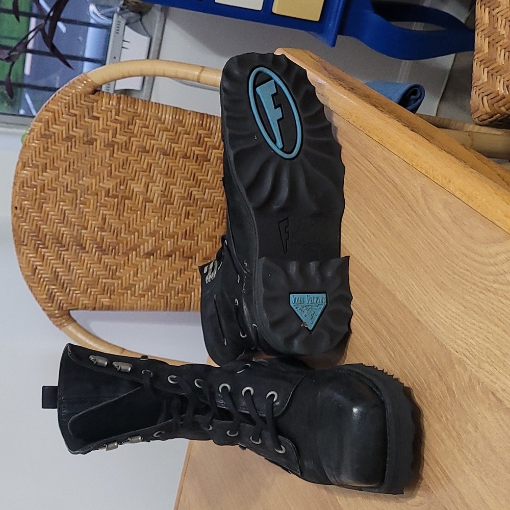 Combat boots - Picture 4 of 4